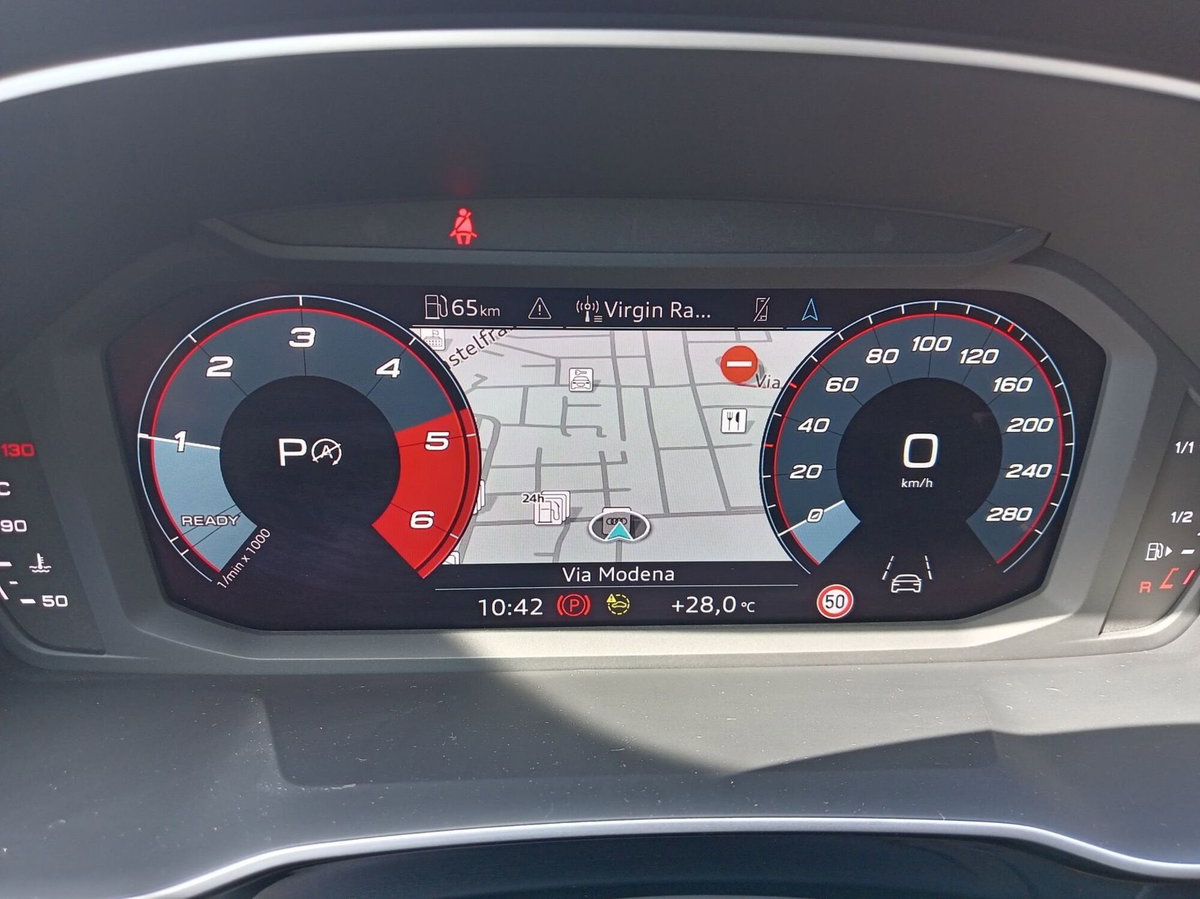 Audi Q3 35 TDI quattro S tronic Business Advanced (7)
