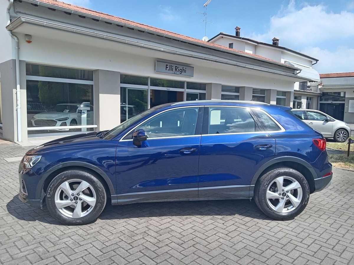 Audi Q3 35 TDI quattro S tronic Business Advanced (9)