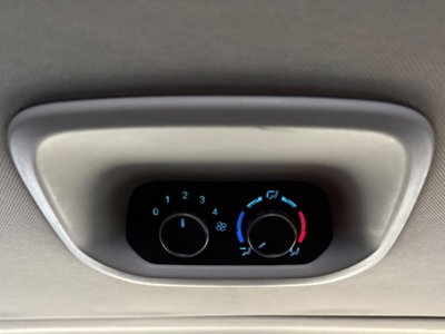 Ford Tourneo Custom 320 2.0 EcoBlue 185CV aut. PC Sport (19)