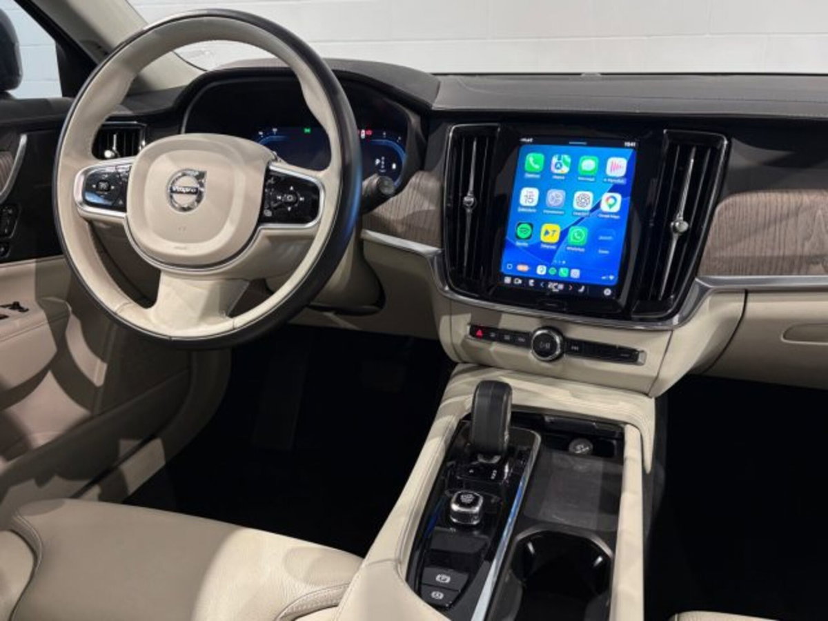 Volvo V90 Cross Country 2.0 b4 Plus awd auto (12)