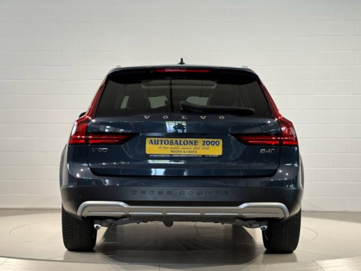 Volvo V90 Cross Country 2.0 b4 Plus awd auto (4)
