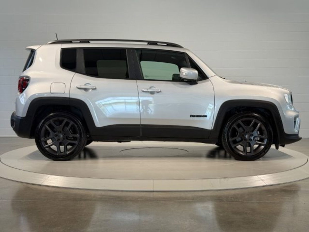 Jeep Renegade 1.3 T4 DDCT S (6)