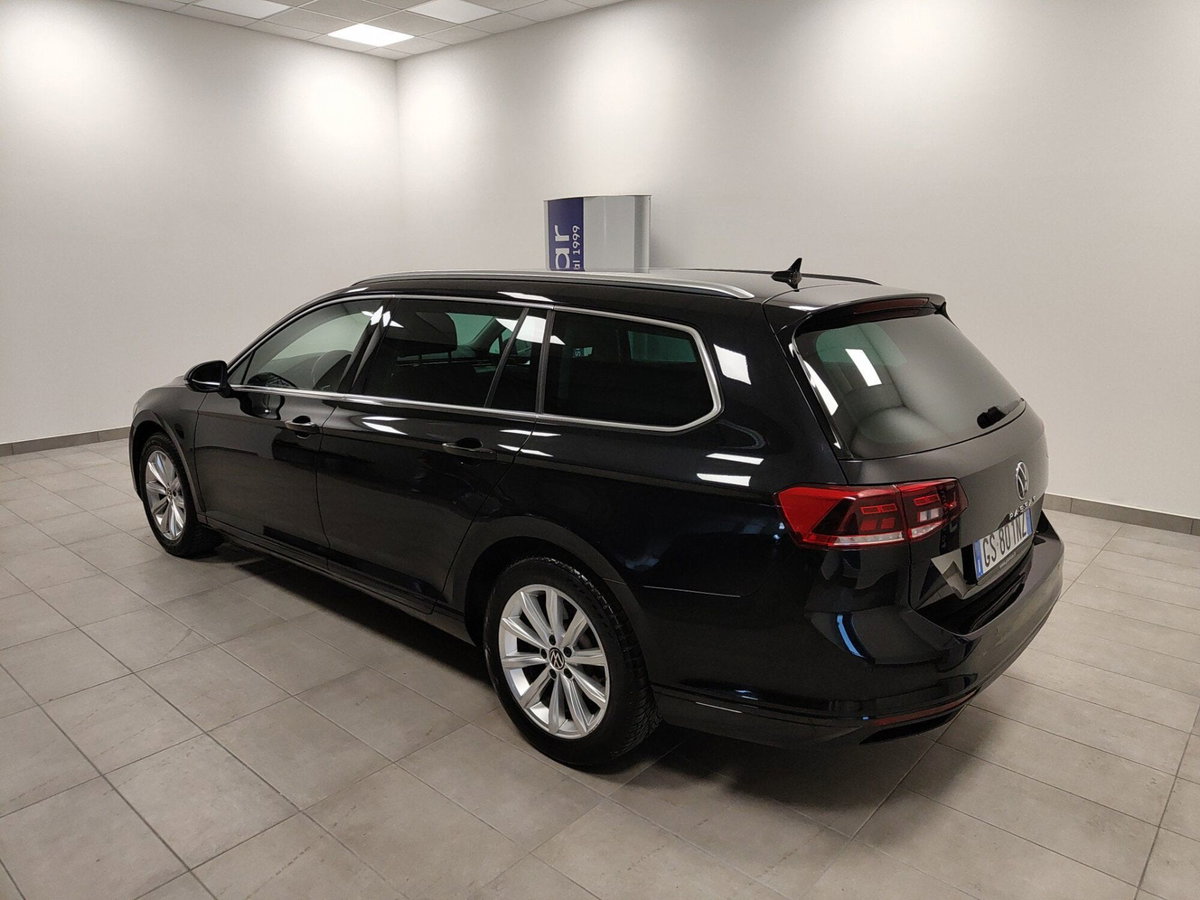 Volkswagen Passat Variant 2.0 TDI SCR 122 CV EVO DSG Business (8)