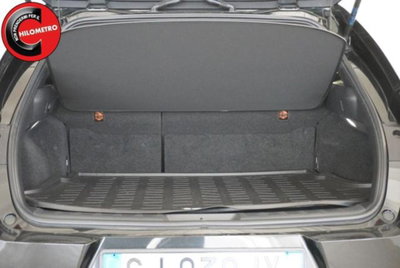 Lexus UX Hybrid Business (5)
