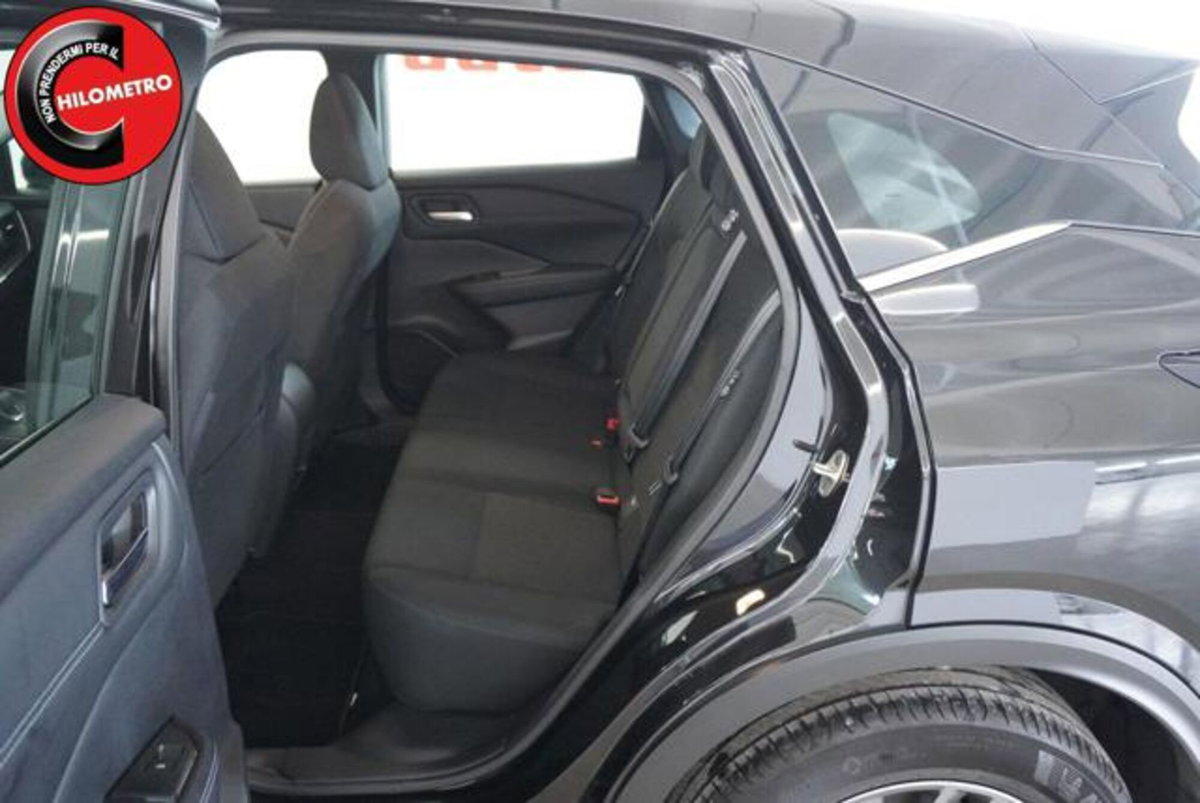 Nissan Qashqai 1.3 mhev Business 2wd 158cv xtronic (6)
