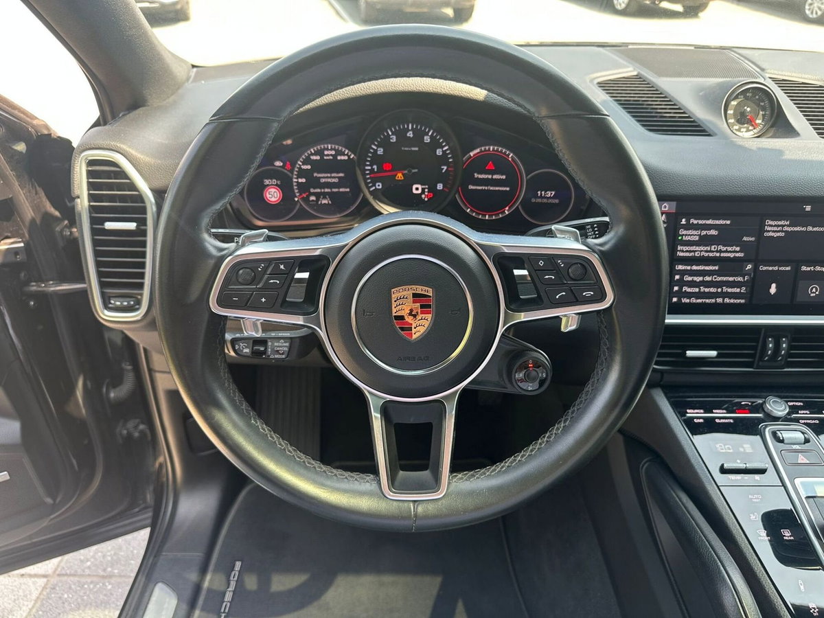 Porsche Cayenne Coupé 3.0 V6 (10)