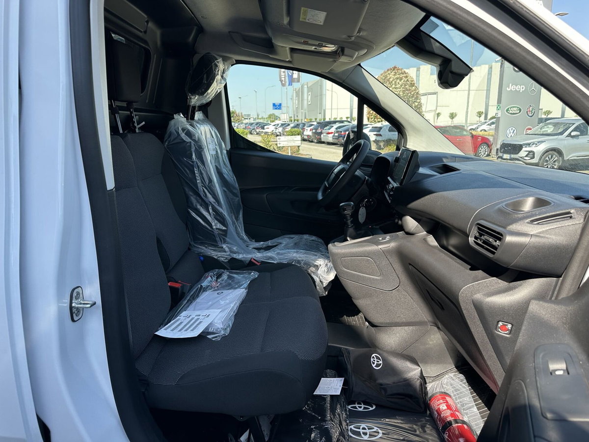 Toyota Proace City City 1.5D 100 CV S&S PC 4p. Comfort (12)