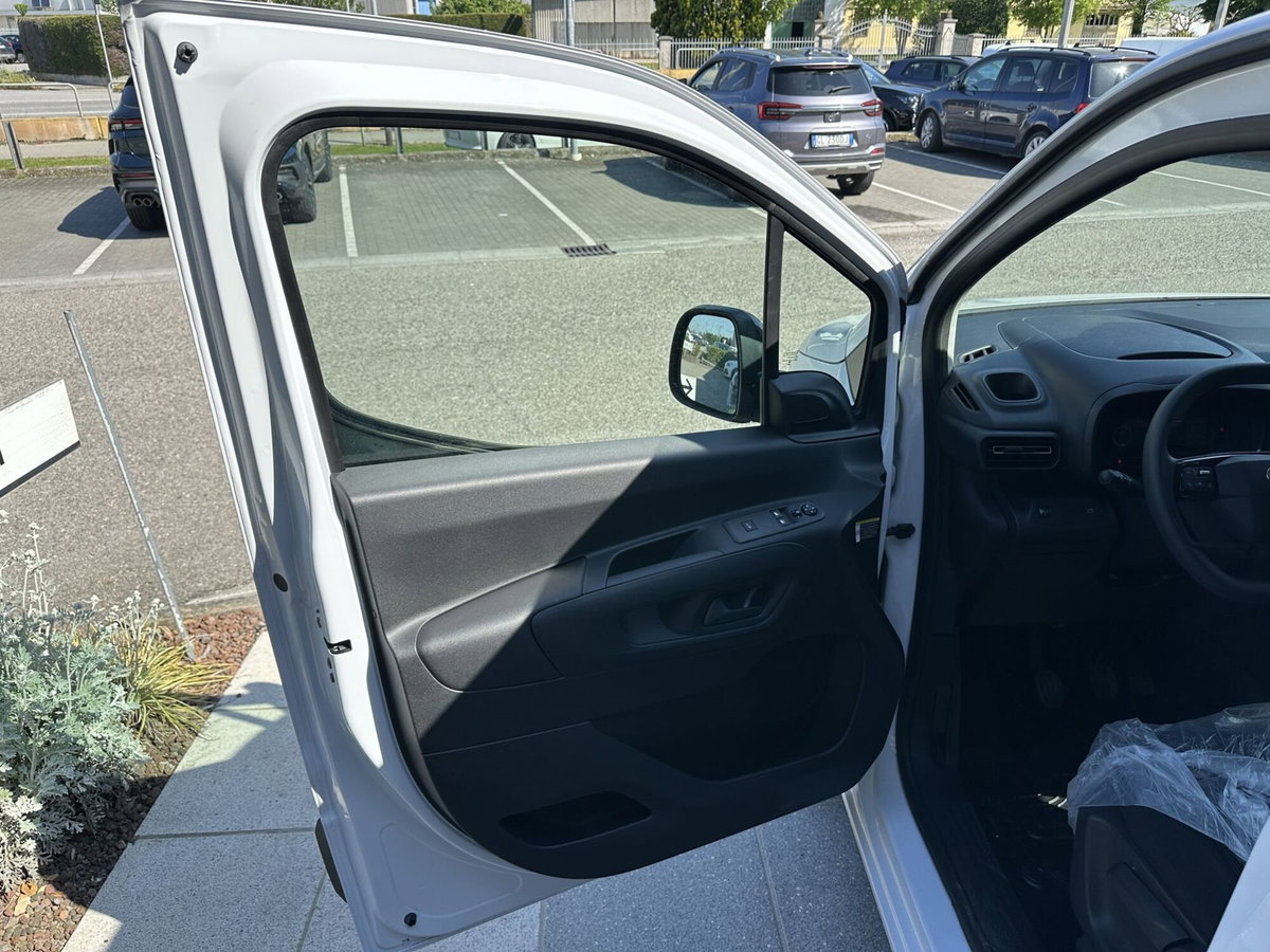 Toyota Proace City City 1.5D 100 CV S&S PC 4p. Comfort (17)