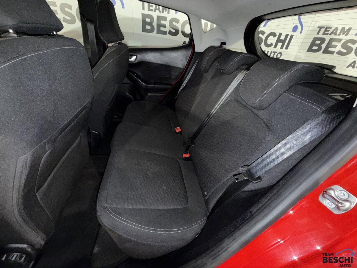 Ford Fiesta 1.1 75 CV 5 porte Titanium (9)