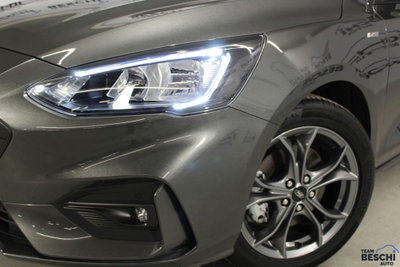 Ford Focus Station Wagon 1.0 EcoBoost 125 CV SW ST-Line (10)