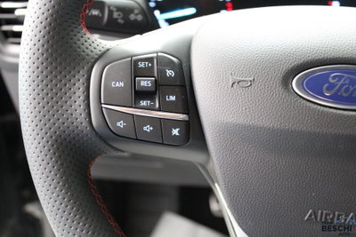 Ford Focus Station Wagon 1.0 EcoBoost 125 CV SW ST-Line (13)