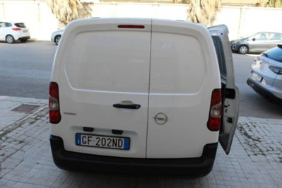 Opel Combo Furgone Cargo 1.5 Diesel 100CV S&S PL-DC 850kg Essentia (4)