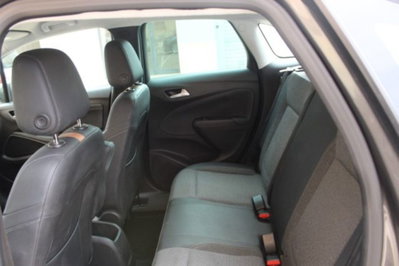 Opel Crossland 1.2 12V Start&Stop Elegance (6)