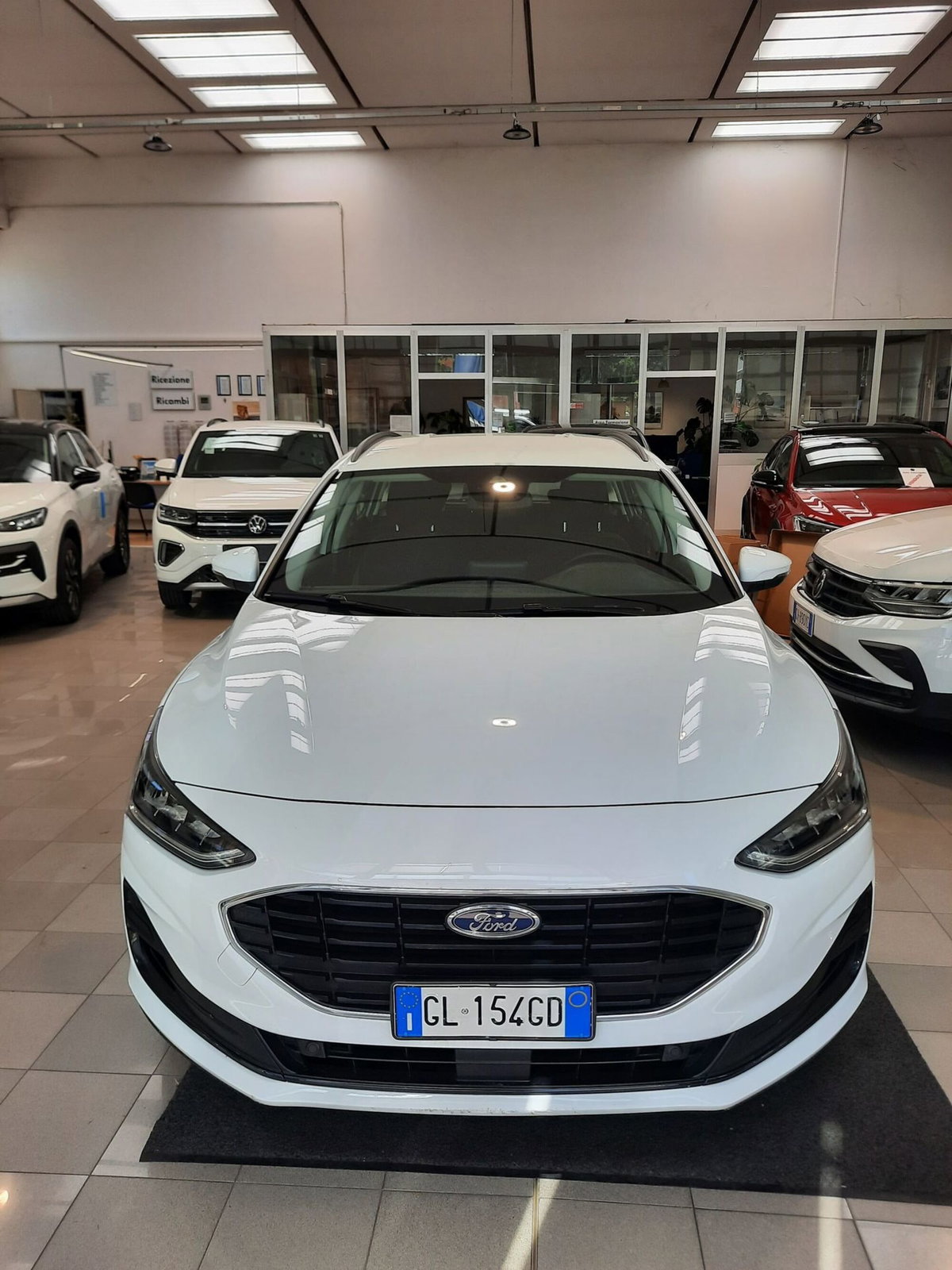 Ford Focus Station Wagon 1.5 EcoBlue 120 CV automatico SW Business (2)