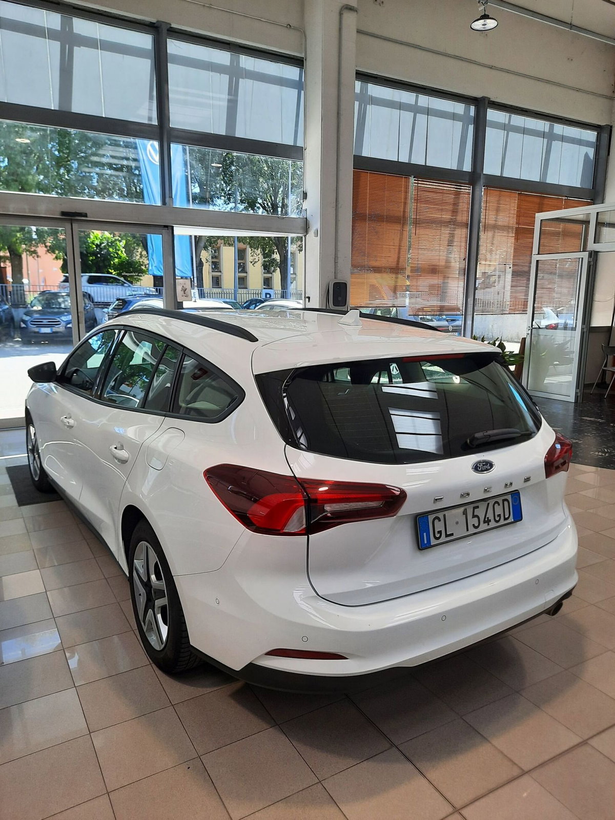 Ford Focus Station Wagon 1.5 EcoBlue 120 CV automatico SW Business (6)
