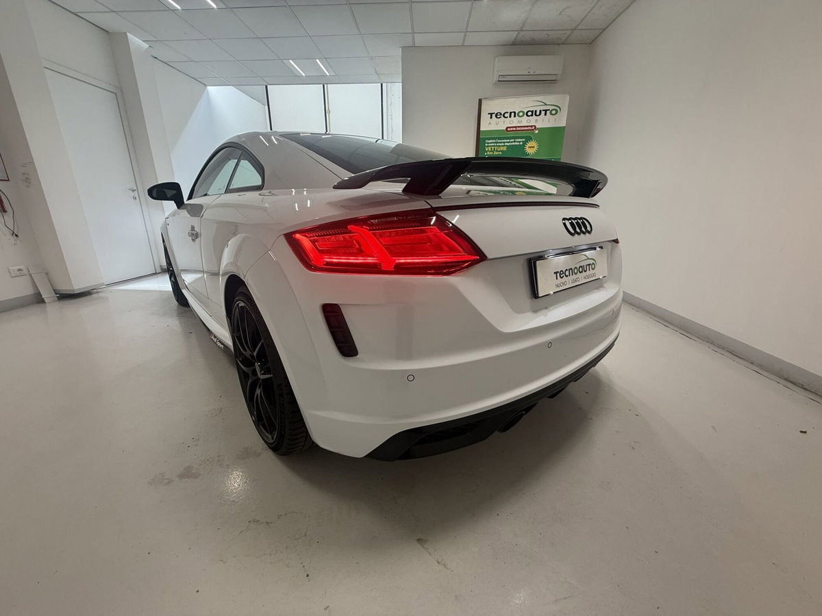 Audi TT Coupé Coupe 45 2.0 tfsi quattro s-tronic (13)