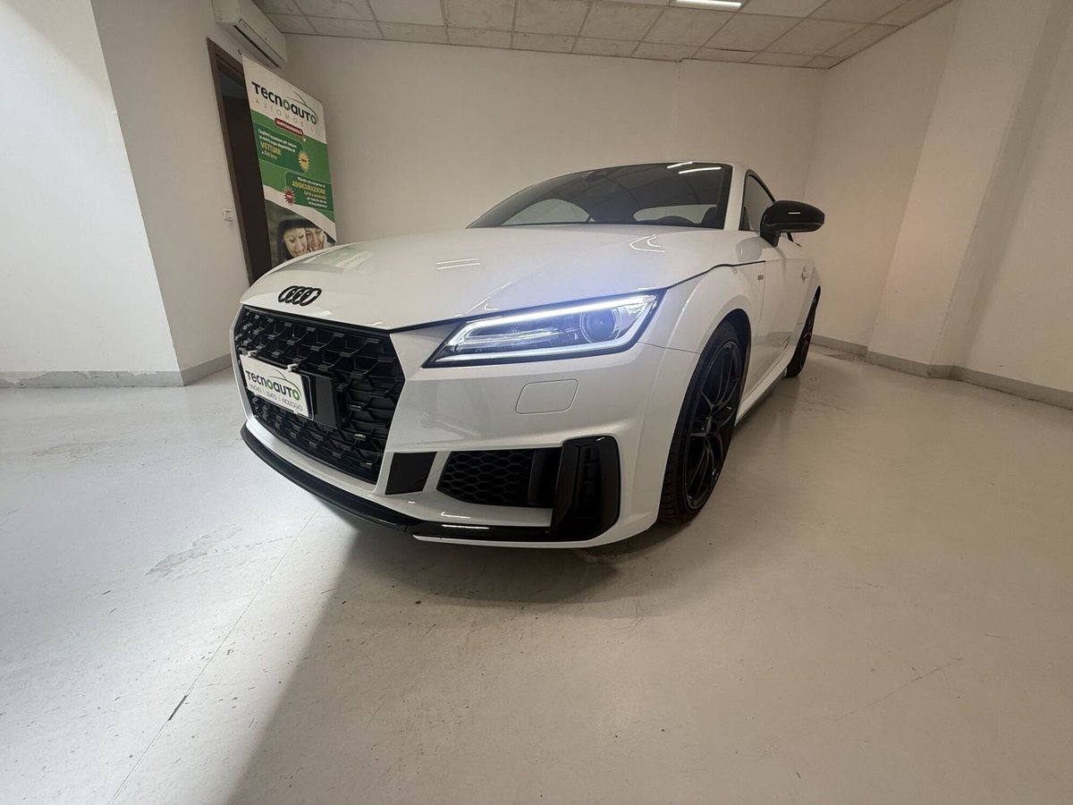Audi TT Coupé Coupe 45 2.0 tfsi quattro s-tronic (7)