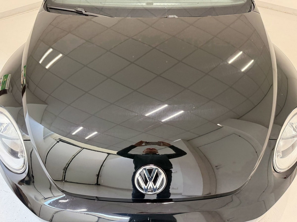Volkswagen Maggiolino Cabrio 1.6 TDI Design (18)