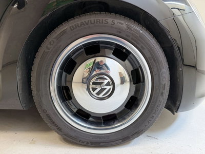 Volkswagen Maggiolino Cabrio 1.6 TDI Design (9)
