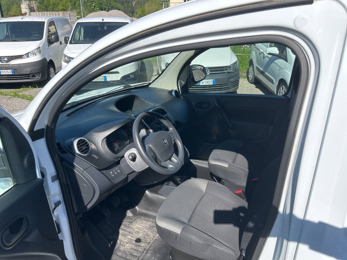 Renault Kangoo 1.5 dCi 75CV S&S 4p. Express Energy Ice (10)