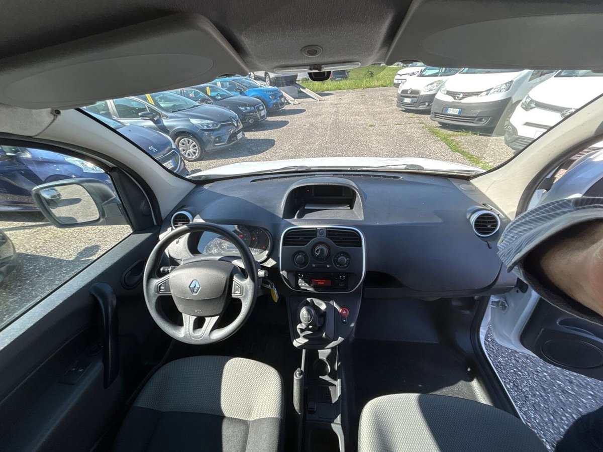 Renault Kangoo 1.5 dCi 75CV S&S 4p. Express Energy Ice (13)