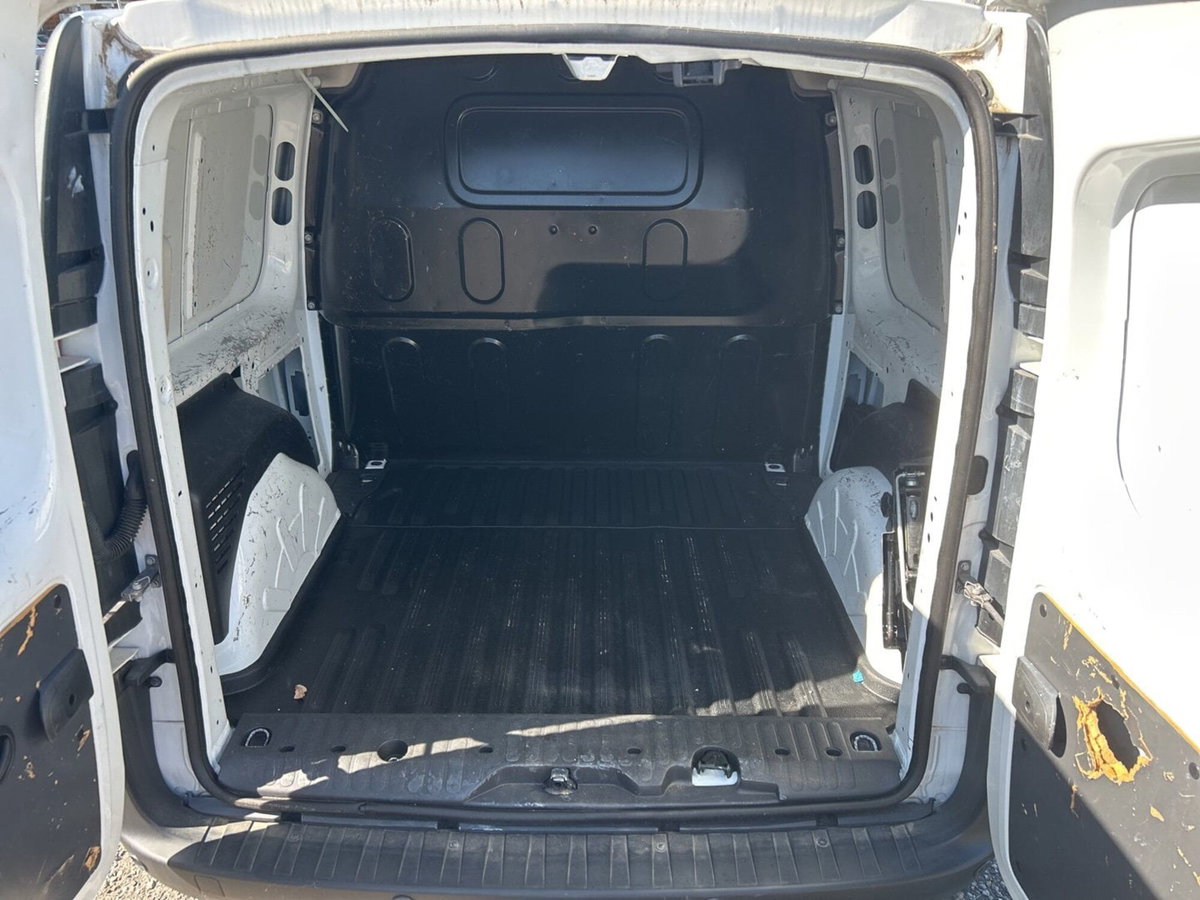 Renault Kangoo 1.5 dCi 75CV S&S 4p. Express Energy Ice (15)
