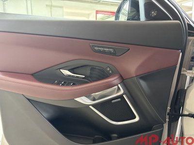 Jaguar E-Pace 1.5 I3 PHEV 300 CV AWD Auto R-Dynamic Black (15)