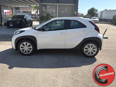 Toyota Aygo X 1.0 Active 72cv (3)