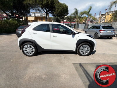 Toyota Aygo X 1.0 Active 72cv (7)