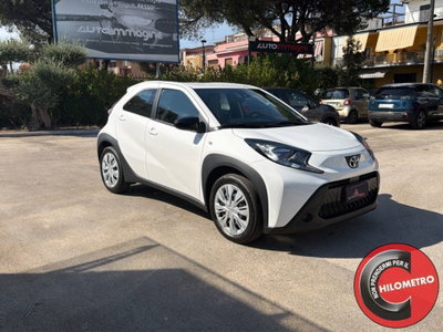 Toyota Aygo X 1.0 Active 72cv (8)