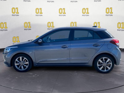 Hyundai i20 1.1 CRDi 12V 5 porte Style (2)
