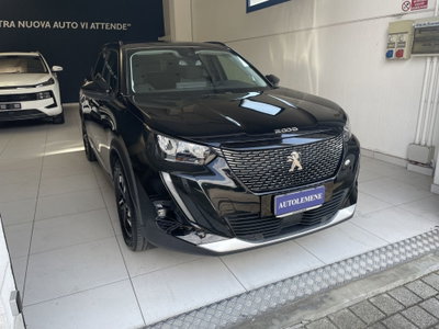 Peugeot 2008 1.2 turbo Allure 100cv usata