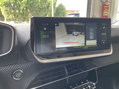Peugeot 2008 1.2 turbo Allure 100cv (17)