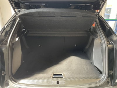 Peugeot 2008 1.2 turbo Allure 100cv (7)