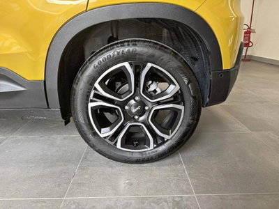 Jeep Avenger 1.2 turbo e-hybrid mhev Summit fwd 110cv edct6 (14)