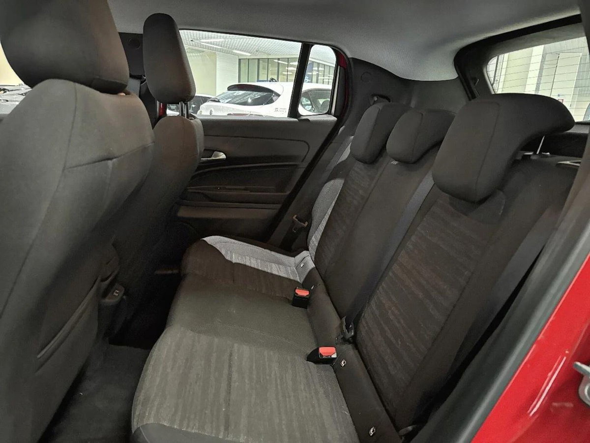 Jeep Avenger 1.2 turbo Altitude fwd 100cv (9)