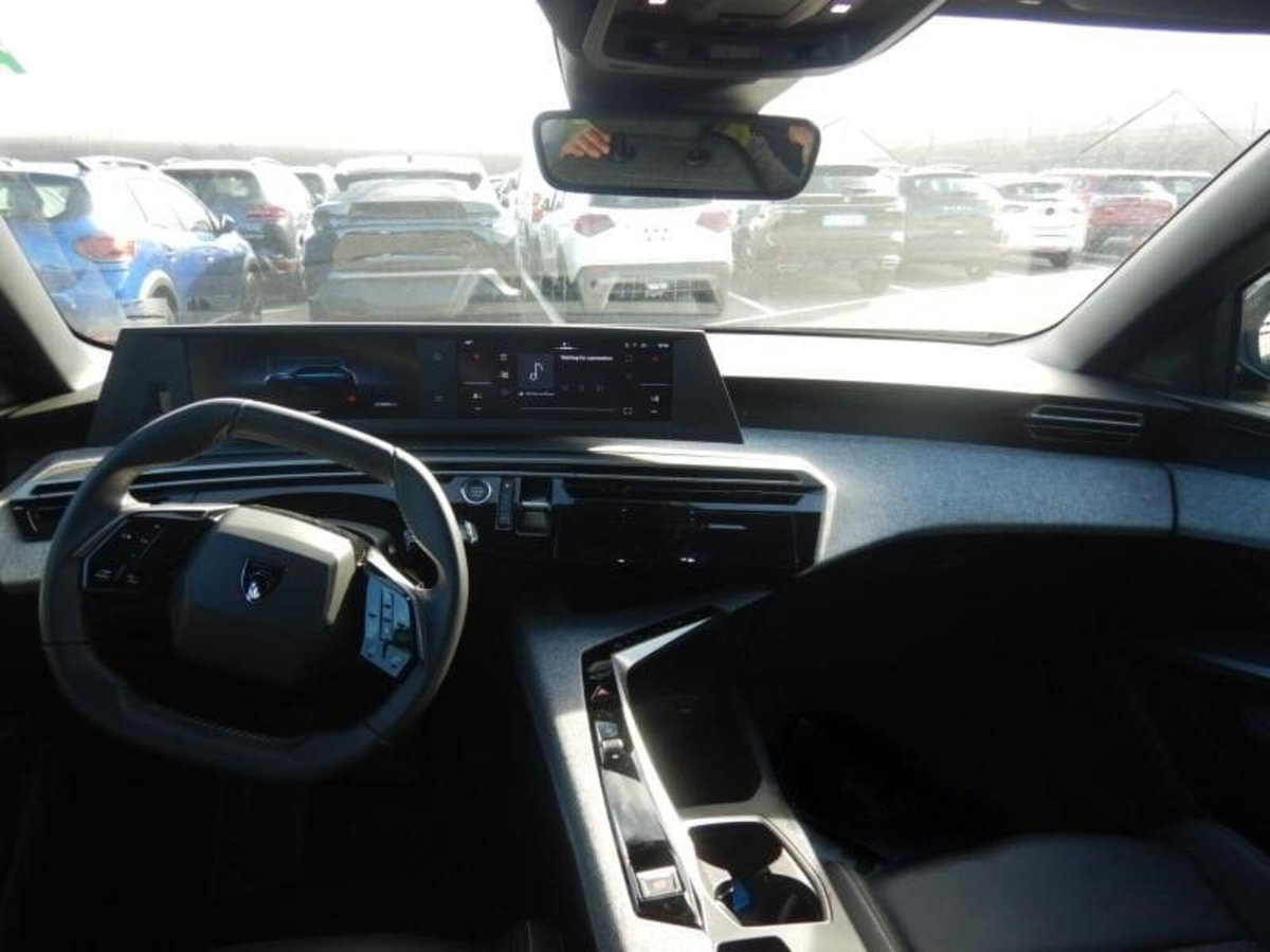 Peugeot 5008 1.2 hybrid Allure 145cv 7p.ti e-dcs6 (4)
