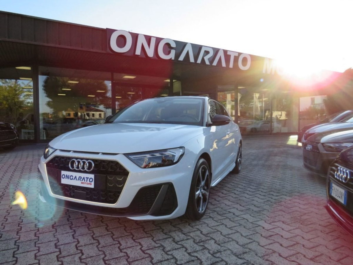Audi A1 Sportback 30 TFSI S line edition