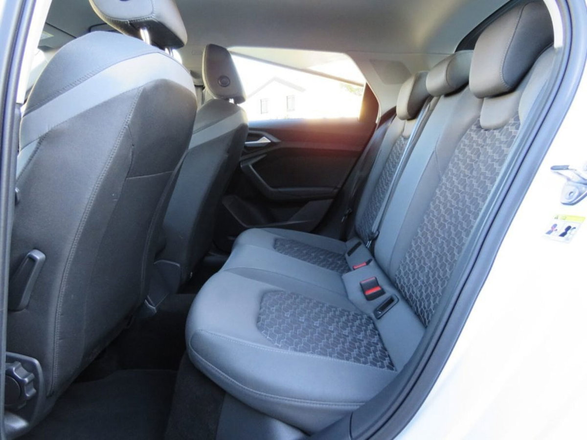Audi A1 Sportback 30 TFSI S line edition (6)