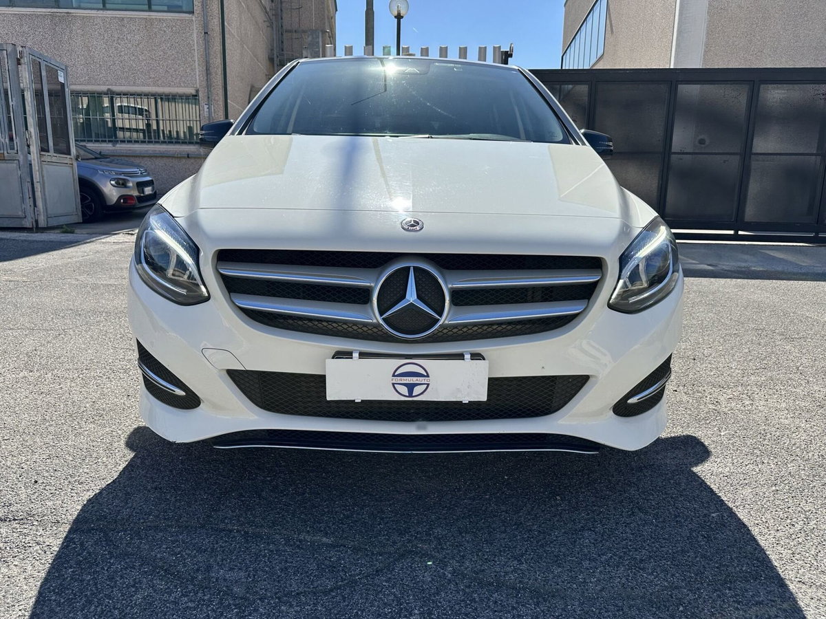 Mercedes-Benz Classe B 200 d Automatic Business (2)