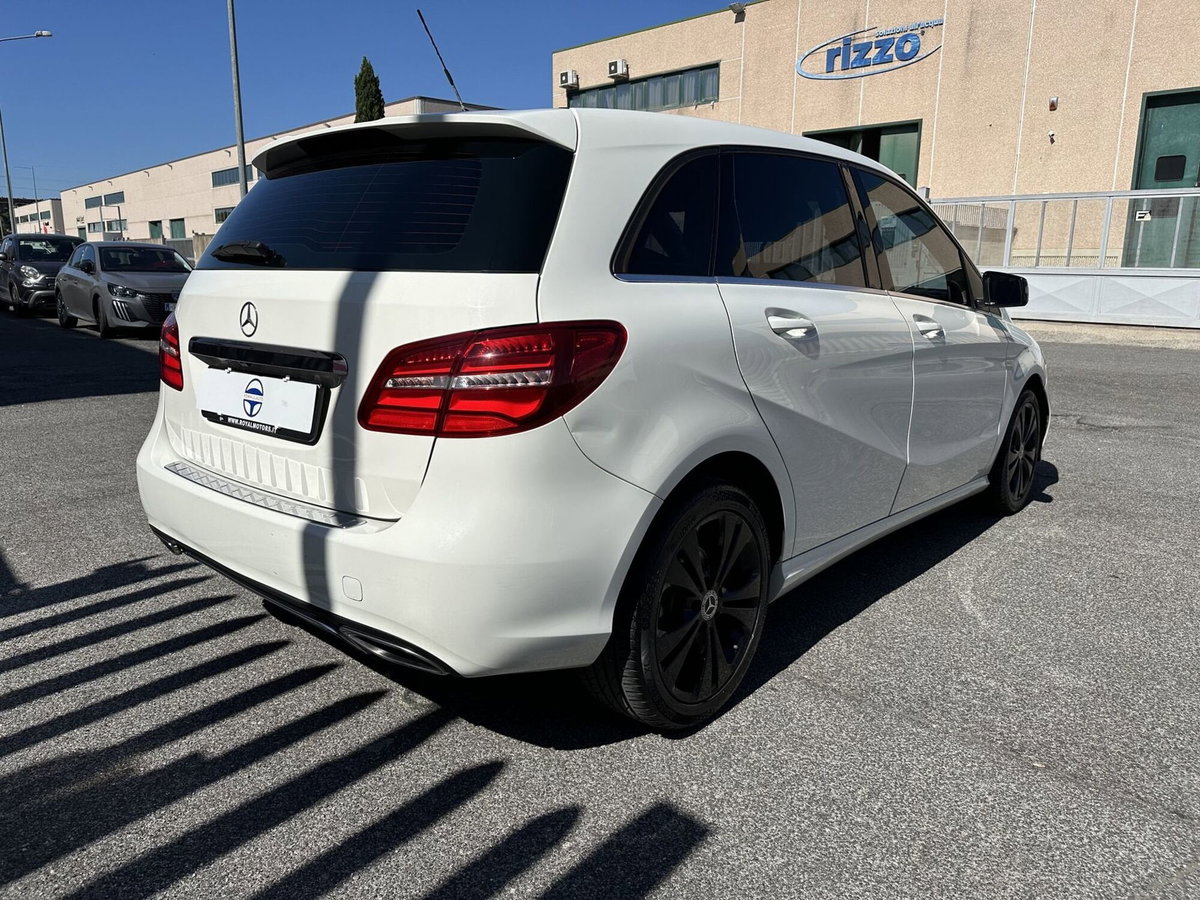 Mercedes-Benz Classe B 200 d Automatic Business (6)