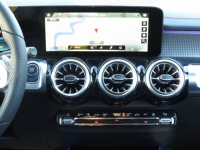 Mercedes-Benz EQB 300 AMG Line Premium 4matic 7p.ti (10)