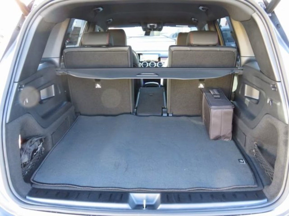 Mercedes-Benz EQB 300 AMG Line Premium 4matic 7p.ti (7)