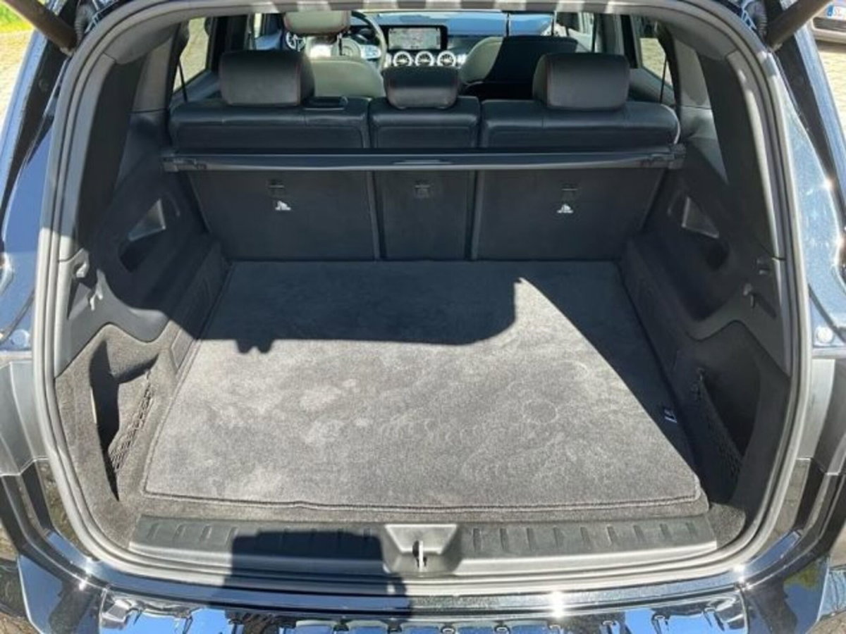 Mercedes-Benz EQB 300 AMG Line Premium 4matic 7p.ti (18)