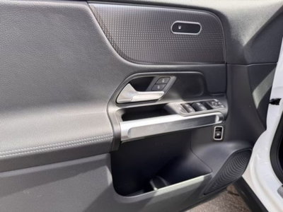 Mercedes-Benz EQB 250 Premium Plus (6)