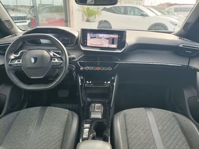 Peugeot 2008 BlueHDi 130 S&S EAT8 Allure Pack (11)