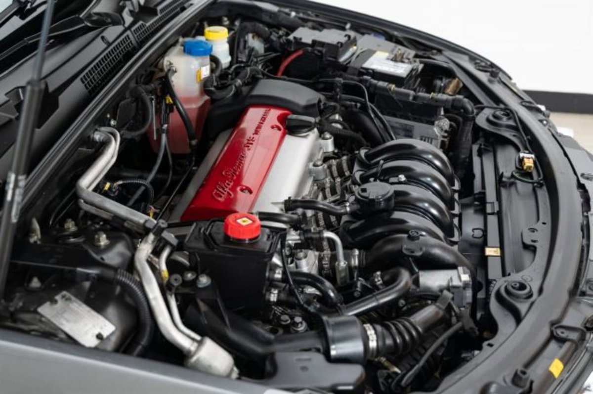 Alfa Romeo Brera 2.2 JTS Sky Window (4)