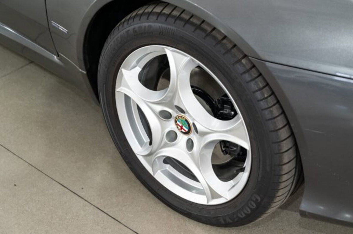 Alfa Romeo Brera 2.2 JTS Sky Window (6)