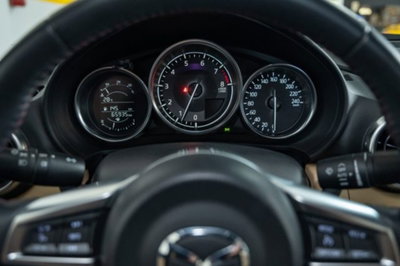 Mazda MX-5 1.5 Kazari (11)