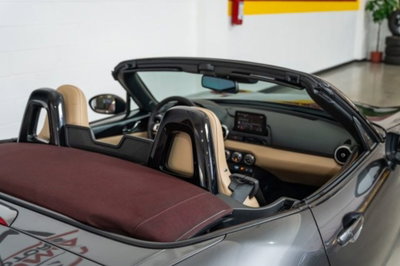 Mazda MX-5 1.5 Kazari (12)